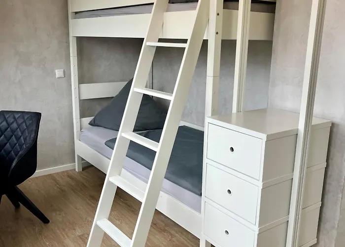 Dreamstay Traum Penthouse Goeggingen アパート